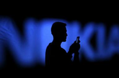Microsoft comenzó ayer a despedirse de la marca de teléfonos móviles Nokia. Foto: Reuters