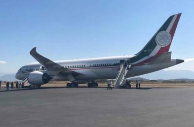 Luego de 2 años 9 meses y más de 130 vuelos, el avión presidencial José María Morelos y Pavón, emprende ‪este viernes 30 de noviembre su último viaje. Fotos: Enrique Sánchez.