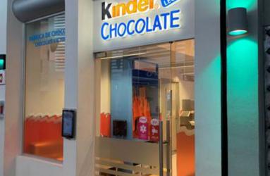 El pasado 11 de abril de 2019, se inauguró la primera minifábrica de Kinder Chocolate en el país, ubicada dentro de las instalaciones de KidZania Guadalajara. Foto: Especial