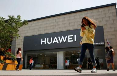 Huawei, Oppo y Xiaomi Las empresas buscan sustituir la versión de Android en sus equipos, ante los embates de Estados Unidos. Foto:Reuters