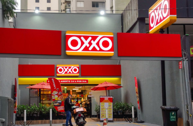 Fachada de tienda Oxxo