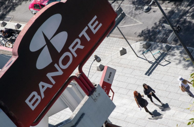 Banorte se convierte en el mejor banco digital: World Finance. Foto: Cuartoscuro.