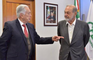 Carlos Slim cierra histórico acuerdo con CFE para desarrollar gasoducto. Foto: CFE.