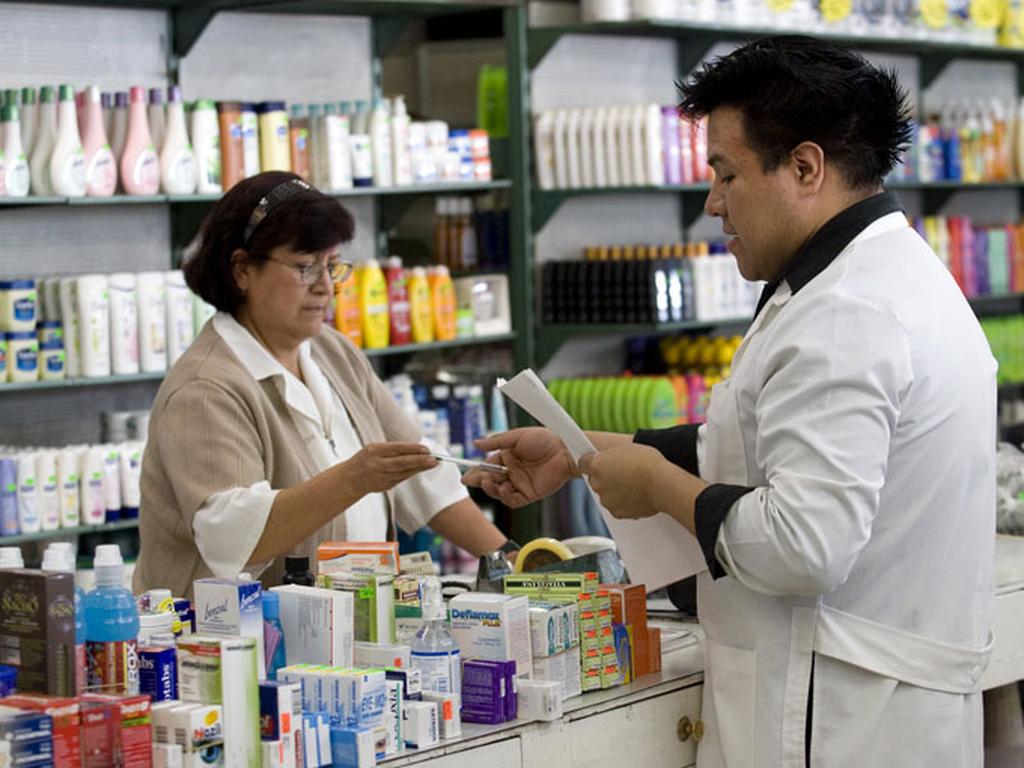 Un análisis de Young & Rubicam indica que las farmacias preferidas de los mexicanos son Farmacias Similares, del Ahorro, Guadalajara y París. Excélsior