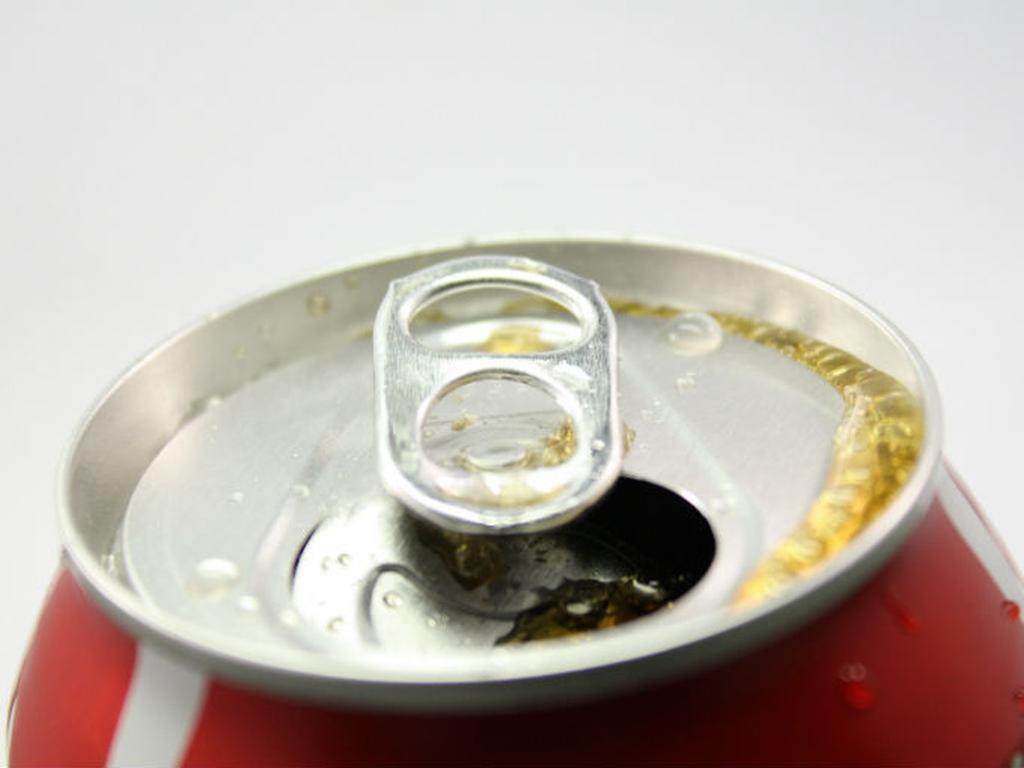 El video es inusual porque dice cuántas calorías contiene la bebida, pero toma una crítica de los partidarios de la alimentación sana y le da una vuelta de tuerca. Foto: ThinkStock