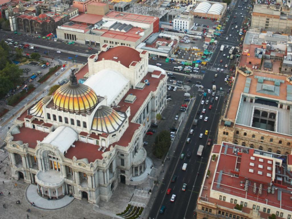 El riesgo país de México cerró este viernes en 152 puntos base. Foto: Especial.