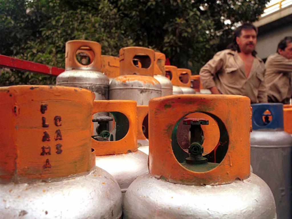 Mañana subirá precio del gas LP, costará 13.66 pesos el kilo. Foto Archivo Excelsior