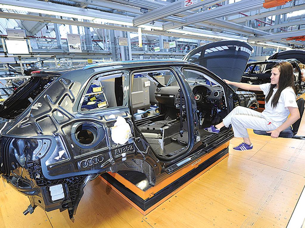 La firma Kathrein obtuvo un contrato con Audi para fabricar las antenas del modelo Q5. Foto: AFP
