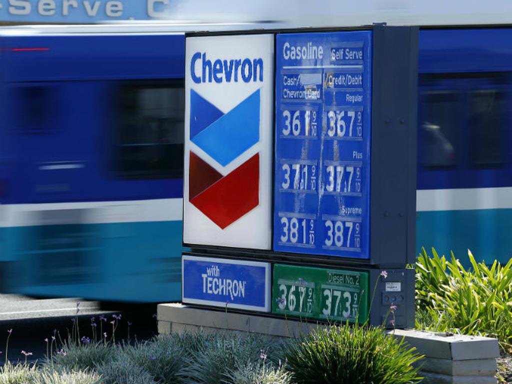 La petrolera estadounidense Chevron anunció que descubrió una “importante presencia” de petróleo a unos 290 kilómetros de la costa del estado de Louisiana. Foto: Reuters