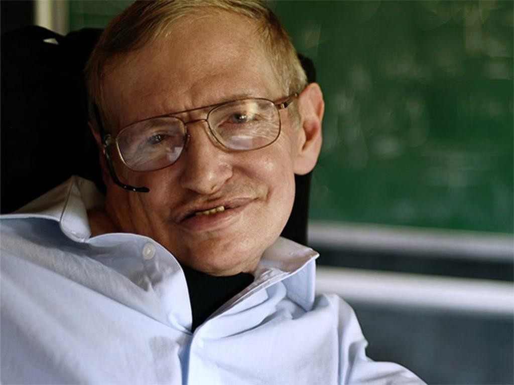 Stephen Hawking publicó este viernes su primer mensaje en Facebook, tras haberse registrado en la red social el pasado 7 de octubre. Foto: Facebook