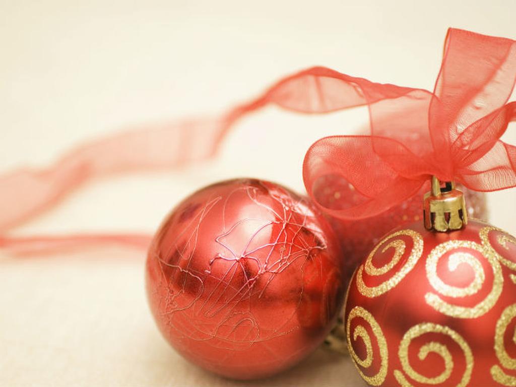 Sigue esta guía práctica para que tu bolsillo no sufra en 2015 por los regalos de Navidad y la cena de Año Nuevo. Foto: Thinkstock