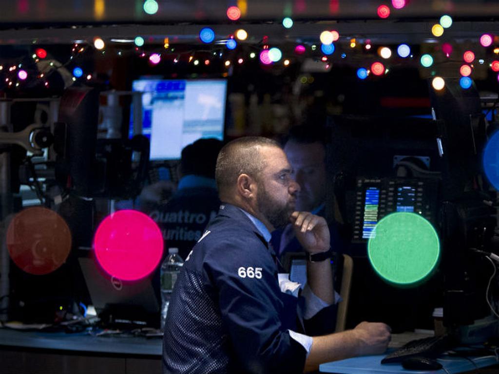 El Dow Jones ganó 154.64 puntos, o 0.87%, y cerró en 17,959.44 unidades. Foto: Reuters