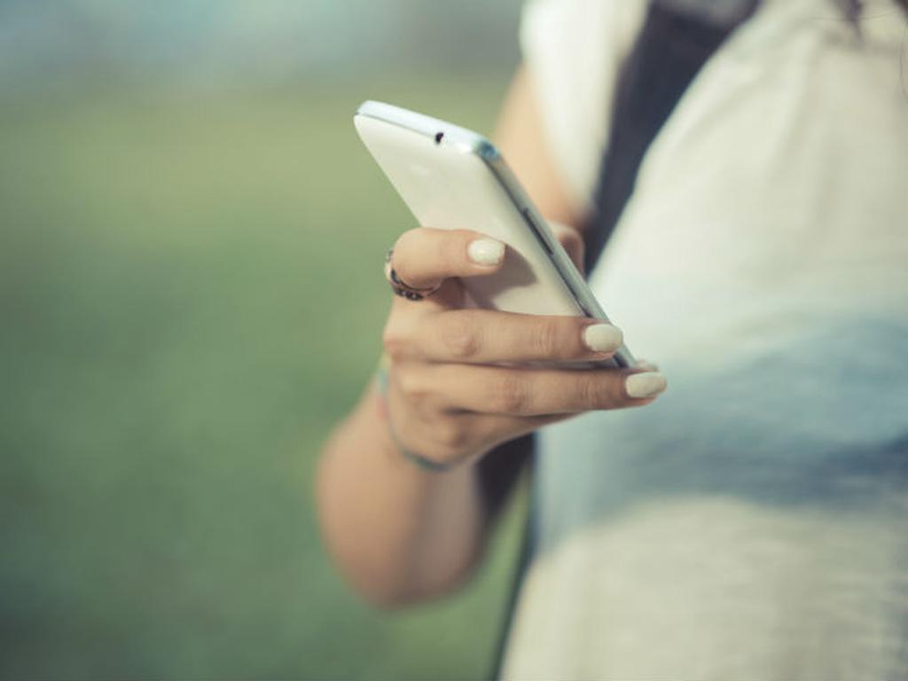 Ya que probablemente no hay nada que te conozca mejor que tu teléfono, lo mejor es confiarle tus finanzas personales y metas de ahorro. Foto: Thinkstock