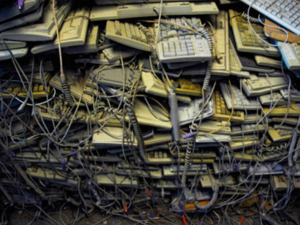 El año pasado se generaron alrededor de 358 mil toneladas de residuos electrónicos. Foto: Getty.