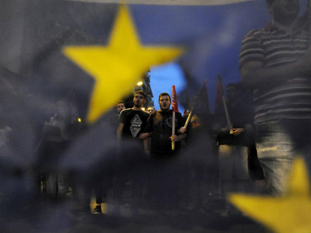 Podría ser una advertencia para países como España e Italia, en caso de que decidieran seguir a Grecia en su salida de la eurozona, si es que esto llega a ocurrir. Foto: Reuters