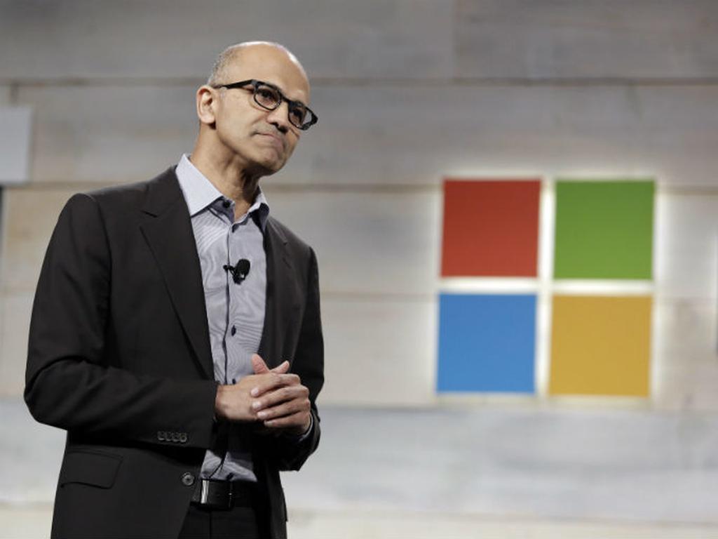 El cargo implica que Microsoft prácticamente eliminó de sus libros contables el valor que adquirió por la compra de la compañía. Foto: Reuters