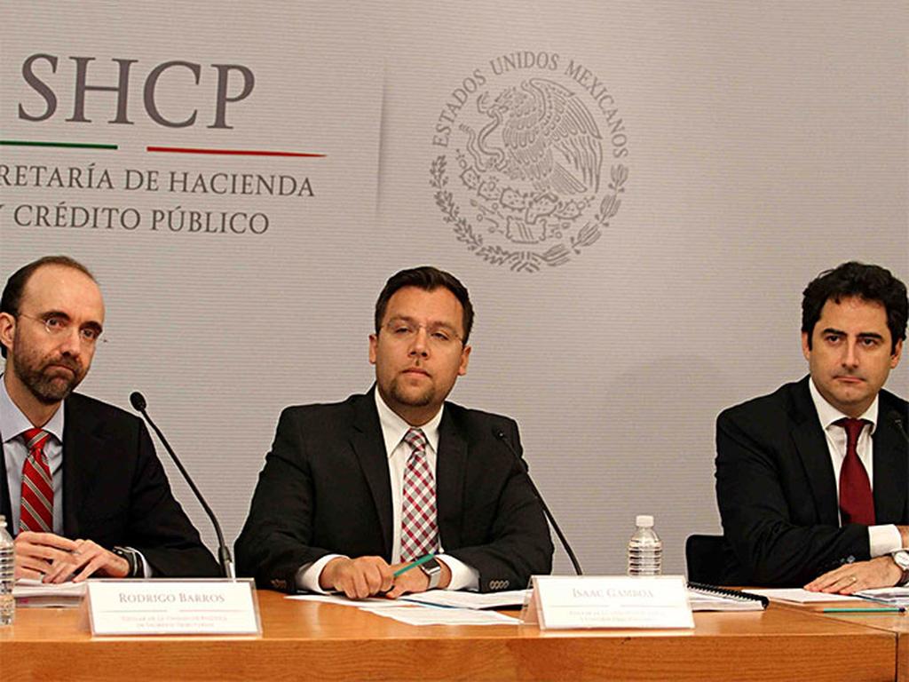 Luis Madrazo indicó además que debido a que los precios del petróleo seguirán bajos los próximos años. Foto: Notimex
