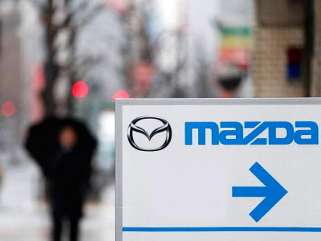 La automotriz japonesa Mazda comenzó a vender sus automóviles en México hace diez años, pero su verdadero proceso de expansión inició en el primer trimestre de 2014, cuando  inauguró una planta en Guanajuato. Foto Archivo