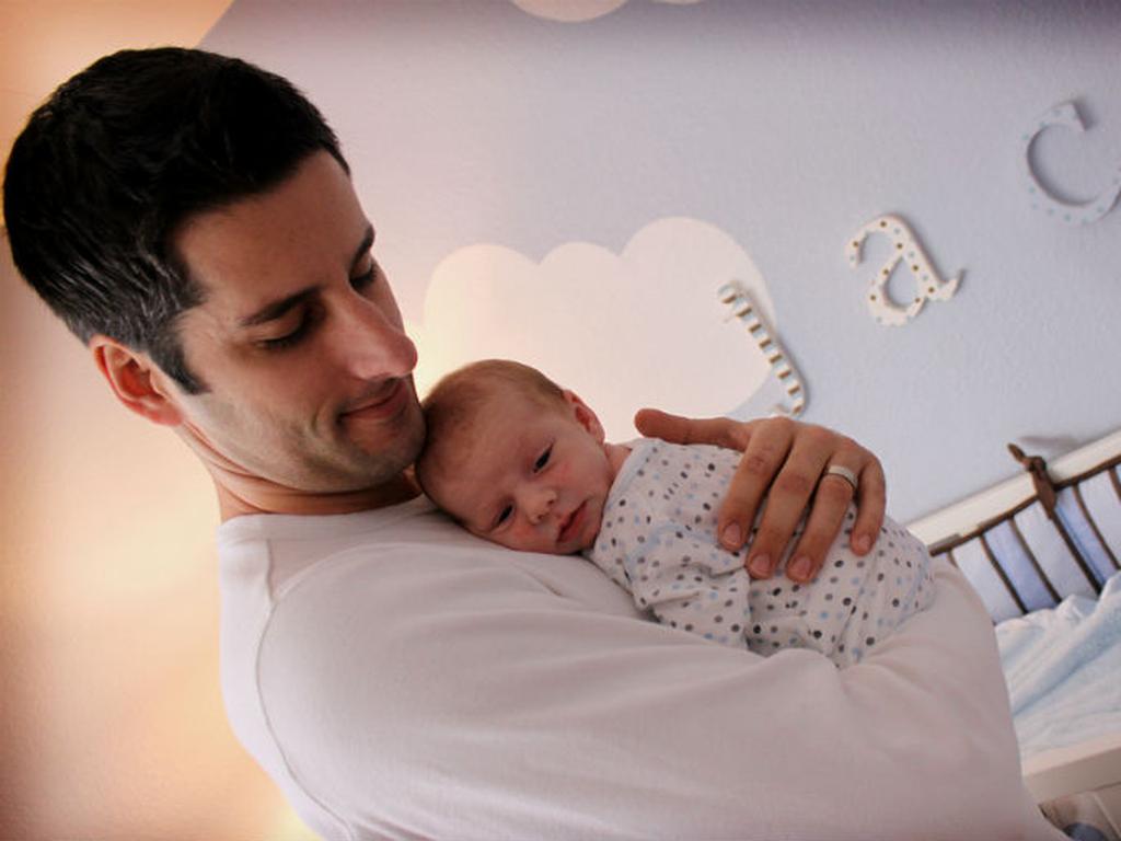 Todos los nuevos padres en todas las oficinas a nivel global, incluyendo a aquellos que tuvieron o adoptaron un bebé en 2015 y eran empleados de Facebook, podrán gozar de este beneficio extendido. Foto: Flickr caharley72 [CC BY-NC-ND 2.0]