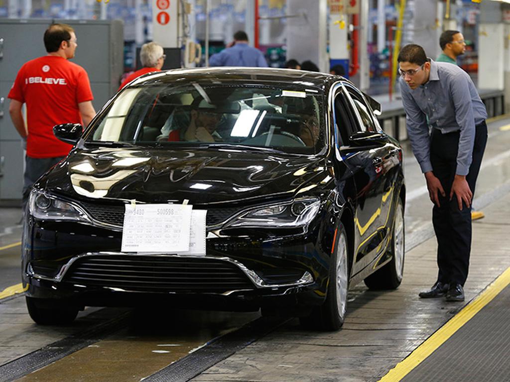 Fiat Chrysler vendió solamente 7,500 de esos vehículos el mes pasado, menos de la mitad de la cifra vendida hace un año. Foto: Archivo AP