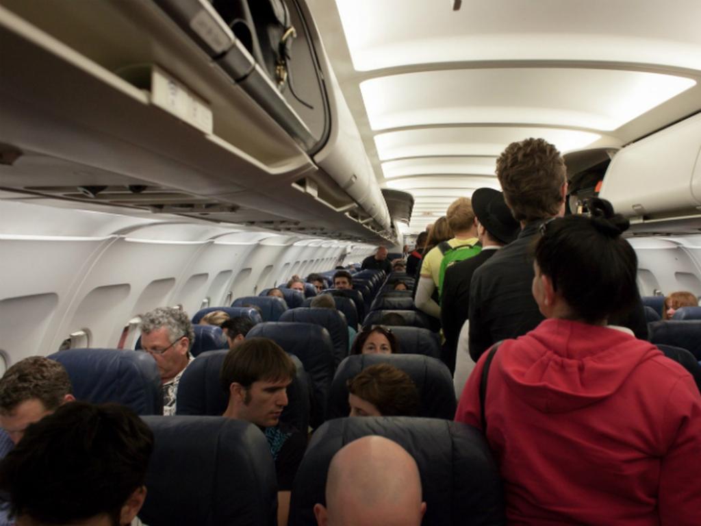 Las probabilidades de que seas una víctima mortal mientras tú viajas en avión, autobús o coche pueden disminuir sólo por elegir ciertos asientos. Foto: Visual Hunt