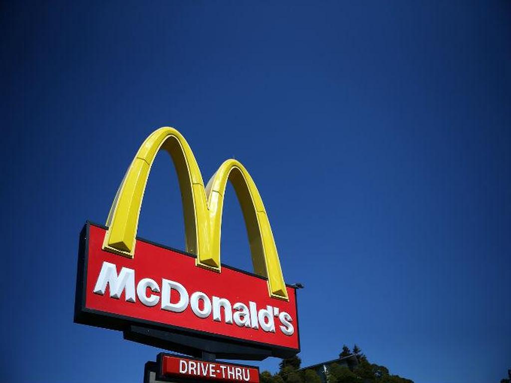 El primer restaurante McDonald’s del mundo abrió el 15 de mayo de 1940 en San Bernardino, California. Foto: Getty.