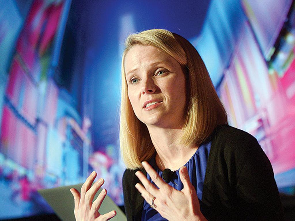 Marissa Mayer, CEO de Yahoo!, dijo en una carta a sus empleados que le gustaría seguir al frente, pero que no hay nada decidido. Foto: AFP