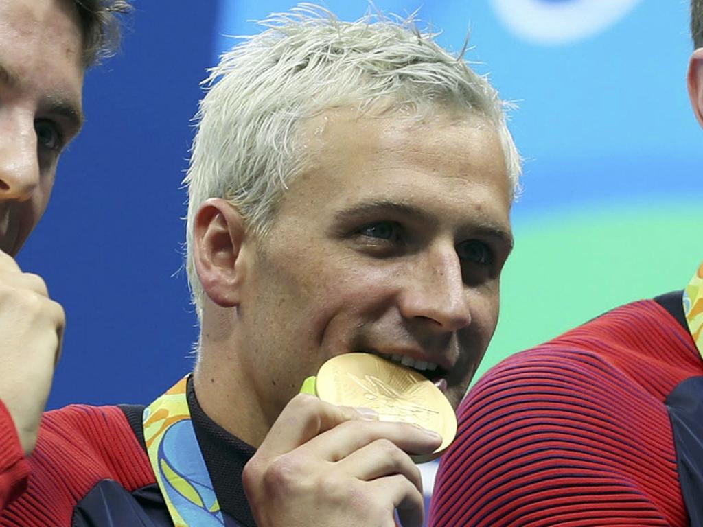 La marca de trajes de baño Speedo retiró su apoyo al nadador estadounidense. Foto: Reuters.