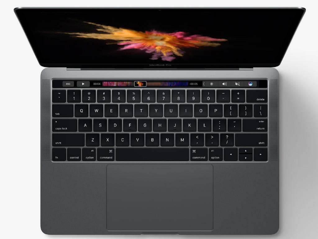 Ahora que la compañía presentó su nueva MacBook Pro, los comentarios negativos no se dejaron esperar. Foto: Apple
