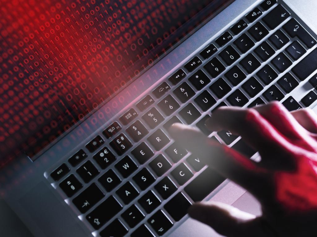 Las pérdidas que se tienen por delitos cibernéticos en 2015 llegaban a 556,000 millones de dólares. Foto: Archivo