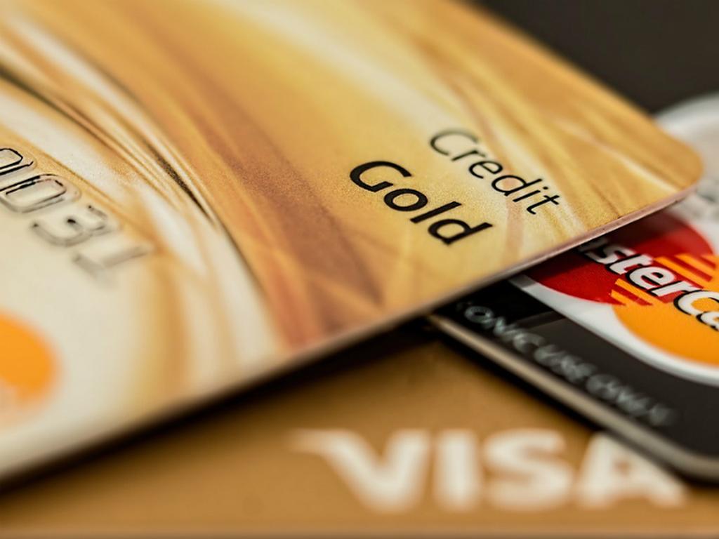 Las tarjetas de crédito garantizadas son una opción que puede salvarte, para que tengas de nuevo la confianza de la banca. Foto: Pixabay