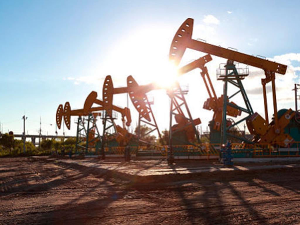 El petróleo concluyó por tercer mes consecutivo con pérdidas. Foto: Getty