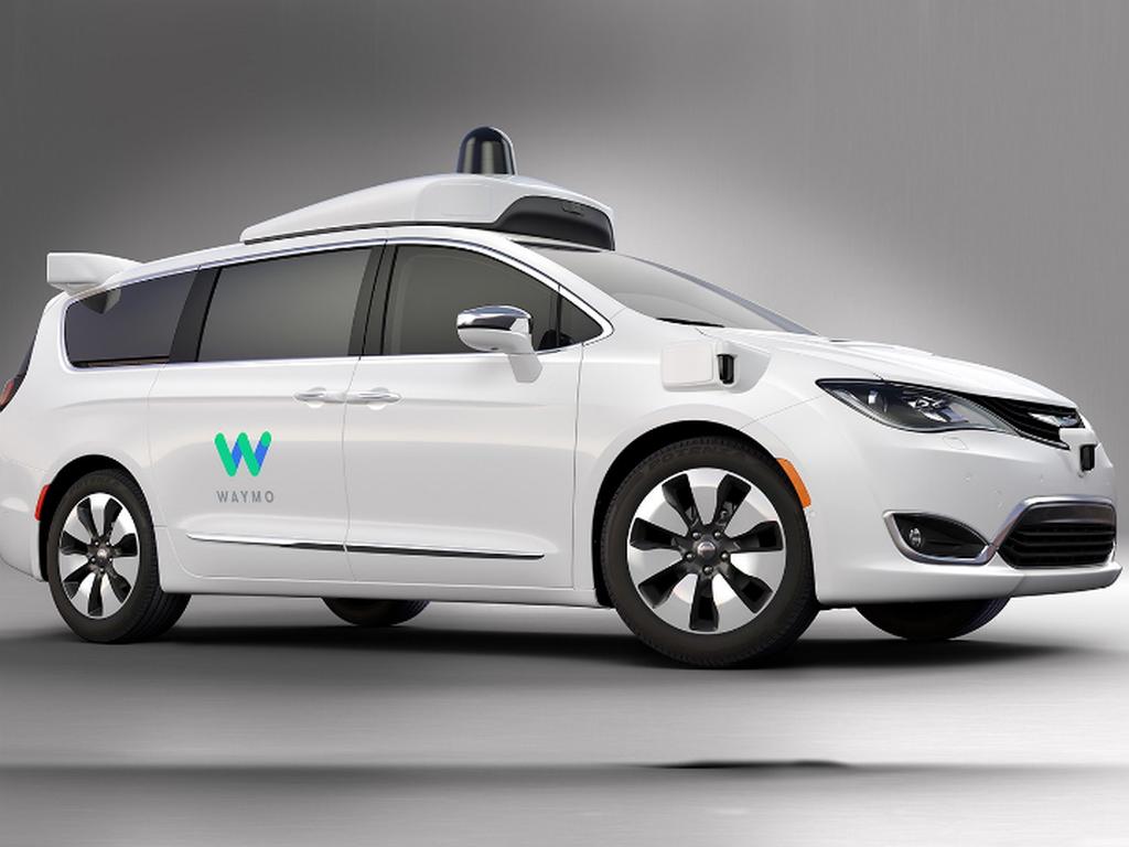 Waymo, la unidad de automóviles de conducción autónoma de Google, está lanzando un servicio. Foto: Archivo