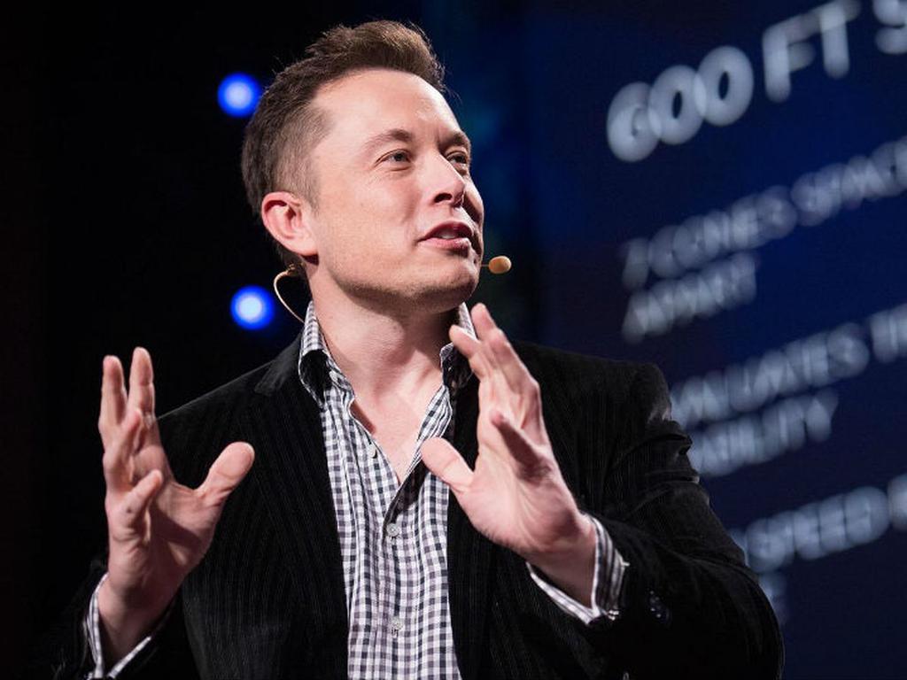 Elon Musk es un brillante emprendedor que ha sabido resolver grandes problemas con grandes soluciones. Foto: Especial