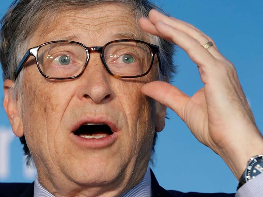 En varias partes del video y en tono burlón, Bill Gates dejó en ridículo a Donald Trump, al insinuar el desconocimiento de Trump sobre ciertos temas. Foto: Especial
