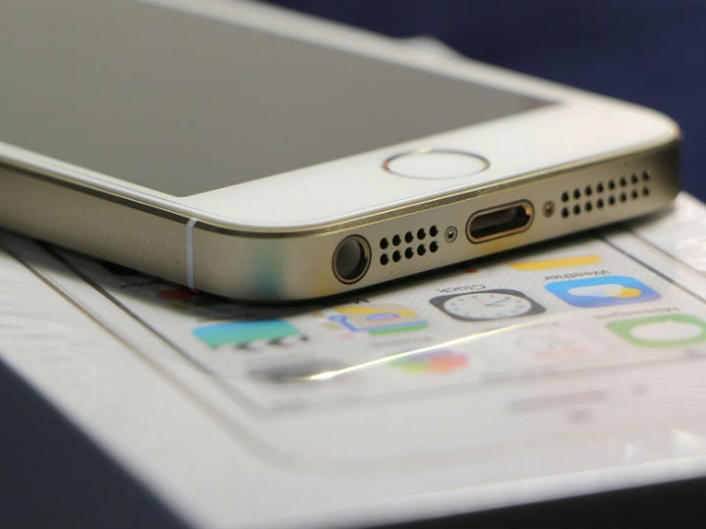Si tienes un iPhone 5, Apple decidió darlo por muerto. FOTO: Pixabay
