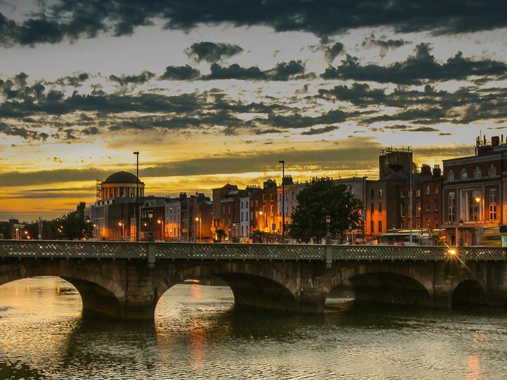 Irlanda presentó “Education in Ireland”, un plan que promueve más de cinco mil programas, para realizar cualquier estudio o especialización. Foto: Pixabay.