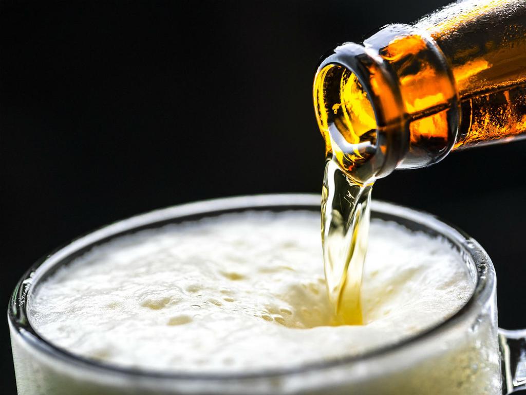 Ya sea clara u obscura, la cerveza es un motor de la economía alrededor del mundo. Foto: Pixabay 