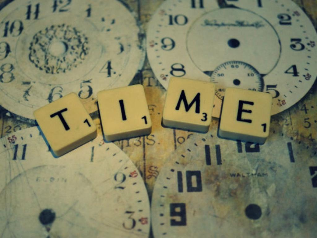 Este sábado 24 de octubre no olvides atrasar tu reloj. Foto: Pixabay