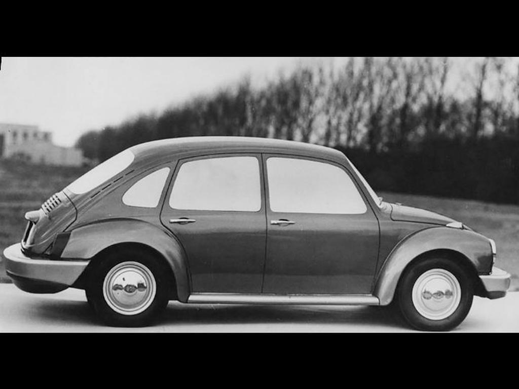Volkswagen pudo vender un Vocho de 4 puertas. Foto: *Volkswagen