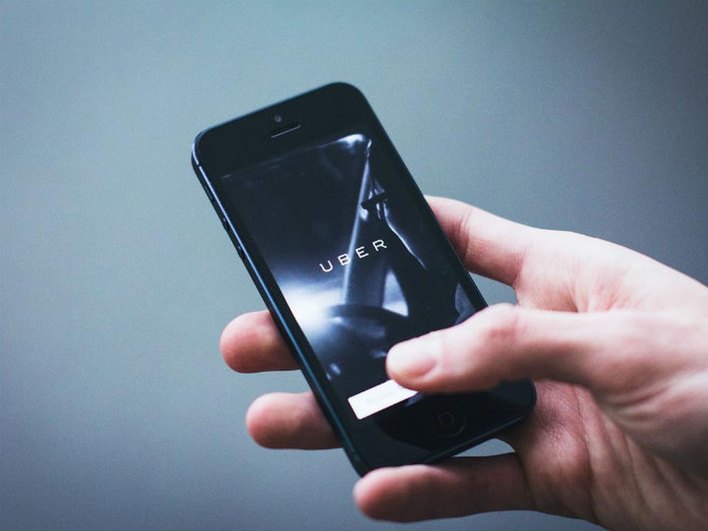 No todas las compañías van a cobrar el nuevo impuesto digital a los usuarios, es el caso de Uber. Foto: Pixabay