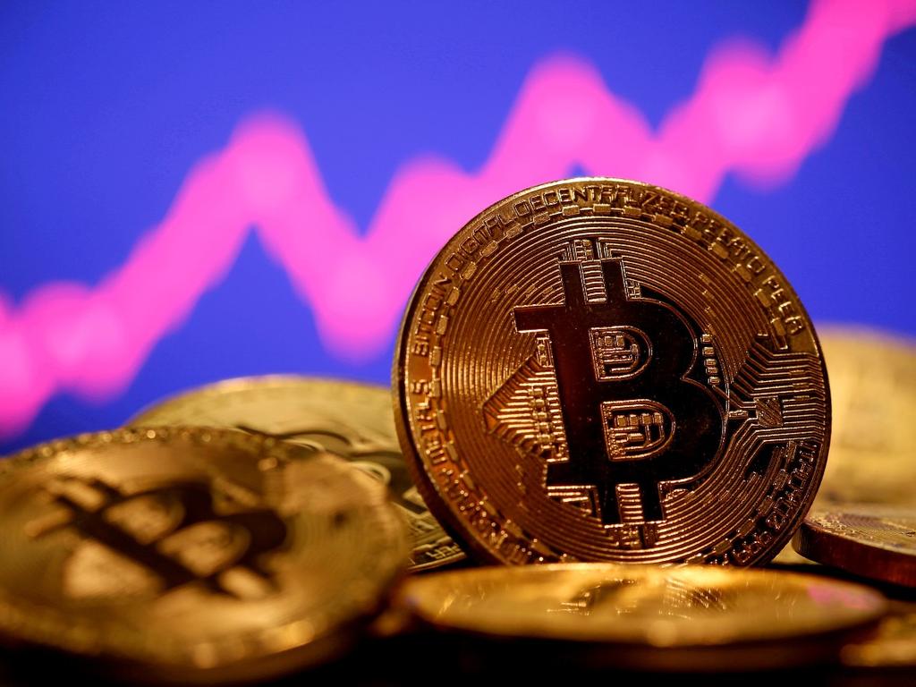Este miércoles el bitcoin sufrió un desplome por debajo de la barrera de los 40 mil dólares. Foto: Reuters 