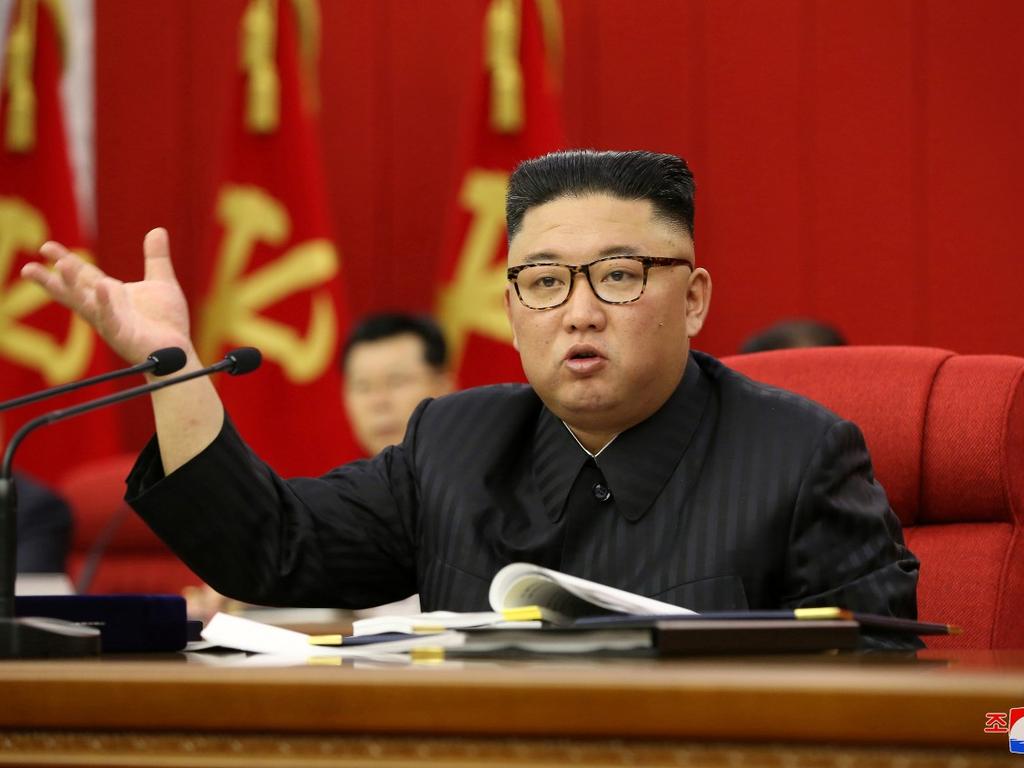 El líder de la potencia de Corea del Norte, Kim Jong Un, afirmó que su país se deberá de alistar para sostener un diálogo o incluso una confrontación con los Estados Unidos, esto ante la nueva administración del presidente Joe Biden. Foto: Reuters 