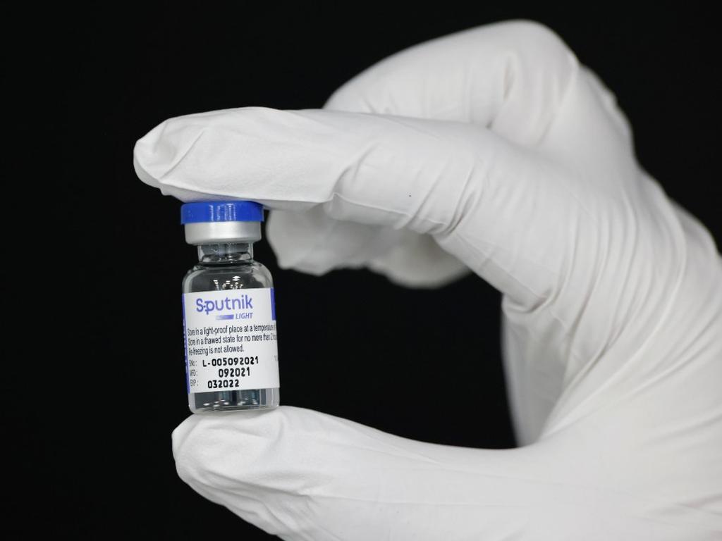 La vacuna rusa contra covid-19 “Sputnik V” podría ser aprobada por la Organización Mundial de la Salud (OMS) a finales de este año 2021, reveló la jefa científica Soumya Swaminathan. Foto: Reuters 