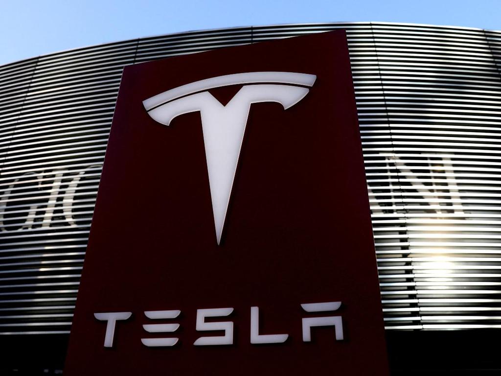 Tesla reportó un récord de entregas trimestrales que superó con creces las estimaciones de Wall Street, sorteando la escasez mundial de chips. Foto: Reuters 