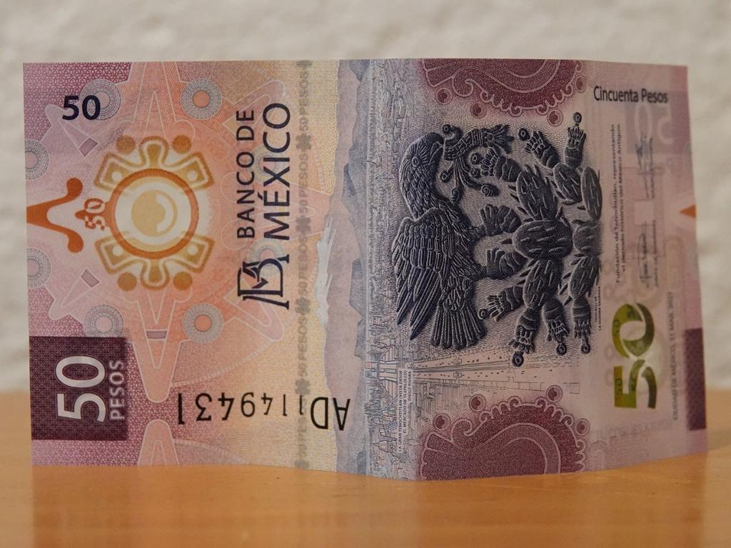 Recientemente el Banco de México (Banxico) puso en circulación el nuevo billete de $50, probablemente muchos esperamos con ansias obtener uno al realizar alguna transacción o algunos hasta lo comprarían. Foto: Cuartoscuro 
