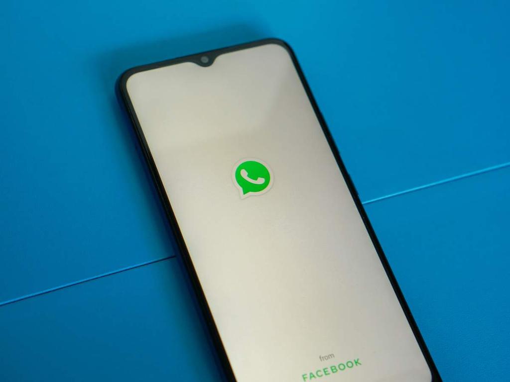 Algunos celulares tanto en sistema operativo Android como iOS, ya no podrán utilizar el servicio de WhatsApp a partir del 31 de mayo de 2022. Foto: Unsplash 