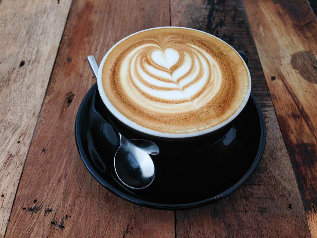 Muchos tienen la idea de que tomar café es dañino para la salud. Foto: Fickr / Lars Kehrel