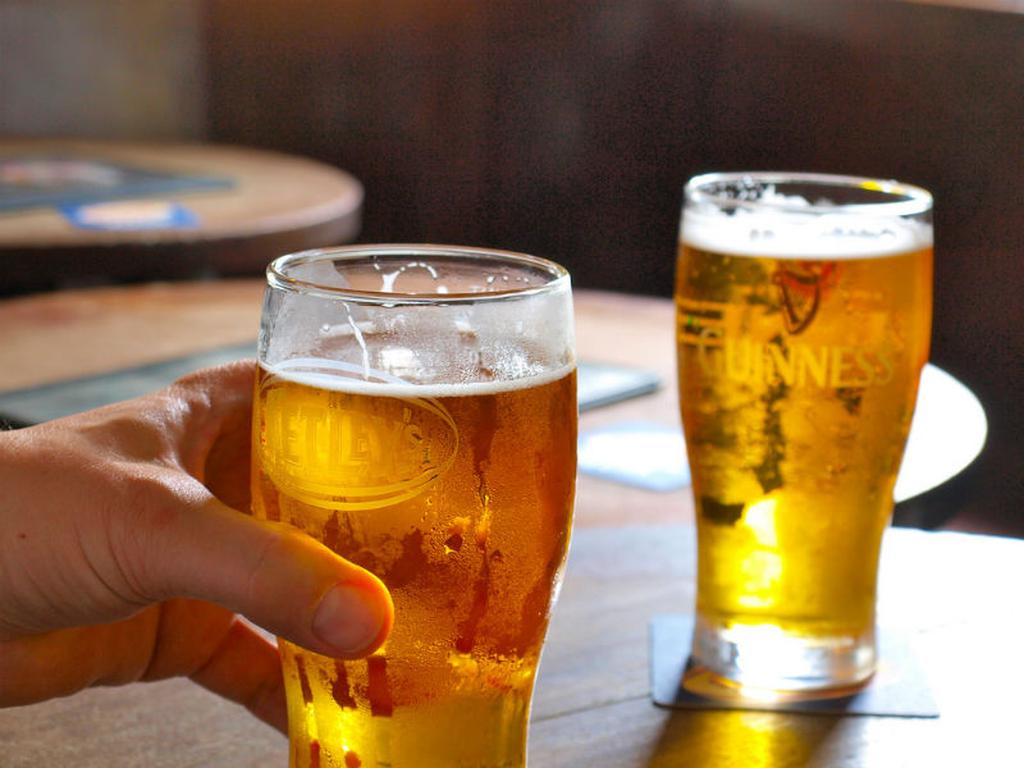 Ya tienes otra razón para tomar cerveza. Foto: Flickr / Simon Cocks