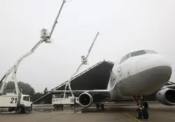 Fuentes indicaron que Airbus está evaluando descartar el uso de las baterías de ión de litio y volver a las unidades tradicionales en su nuevo avión A350. Foto: Getty